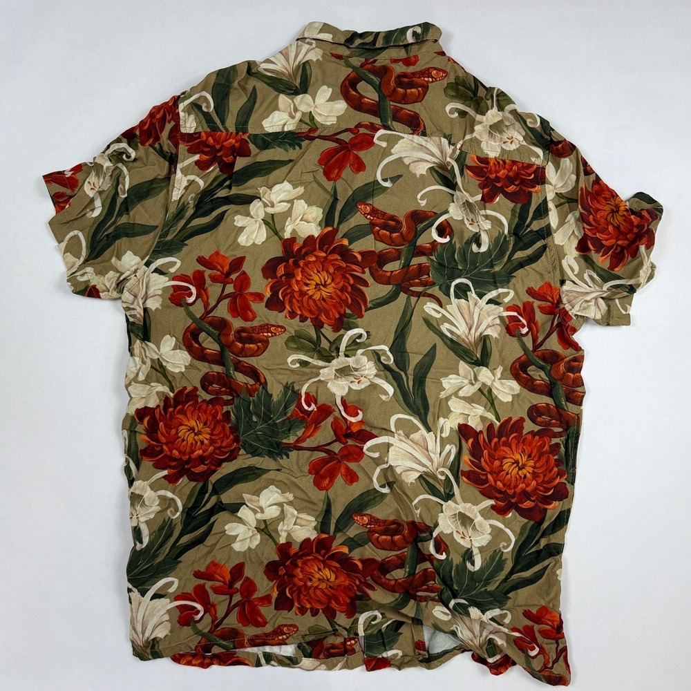 Chubbies Mens L Sunday Shirt Olive Green Floral Snake Print Rayon SS Button Up - Picture 2 of 8